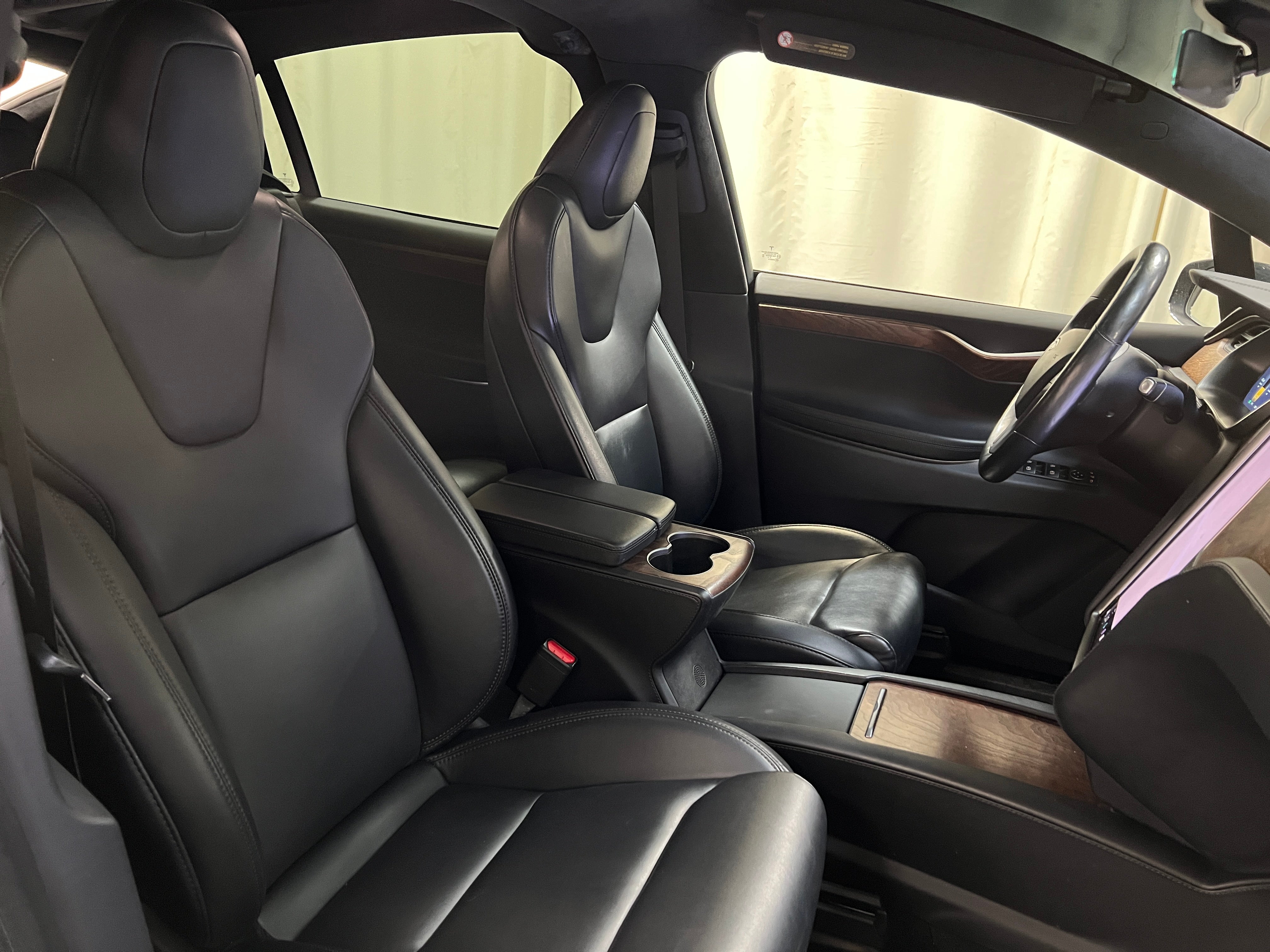 Used 2021 Tesla Model X Long Range Plus with VIN 5YJXCDE22MF323268 for sale in Oak Creek, WI