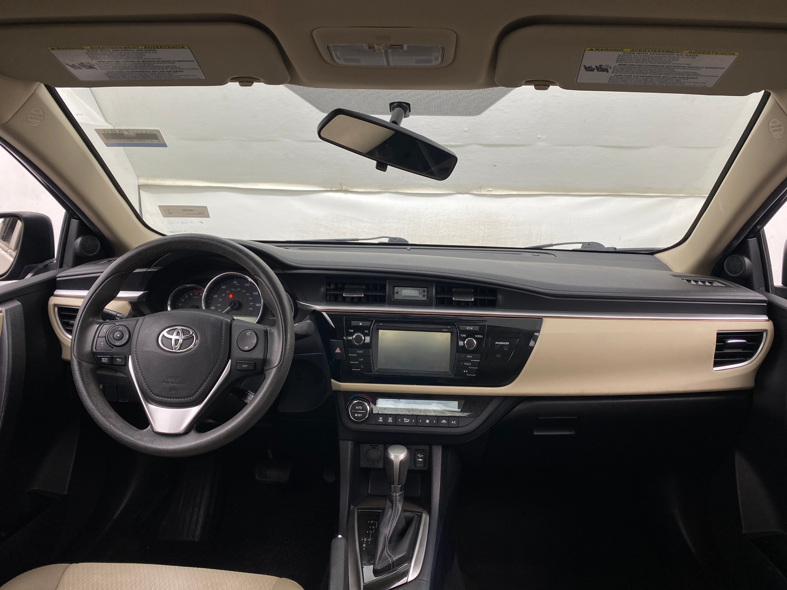 Thumbnail: 2016 Toyota Corolla - 3