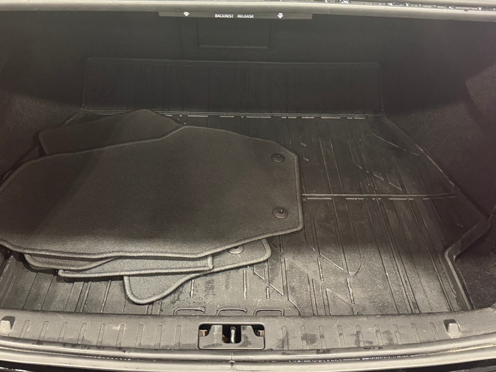 Thumbnail: 2018 Volvo S60 - 6