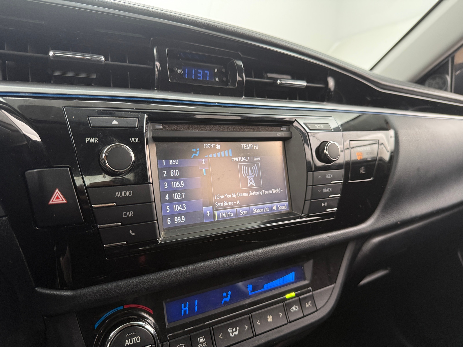 Thumbnail: 2016 Toyota Corolla - 4