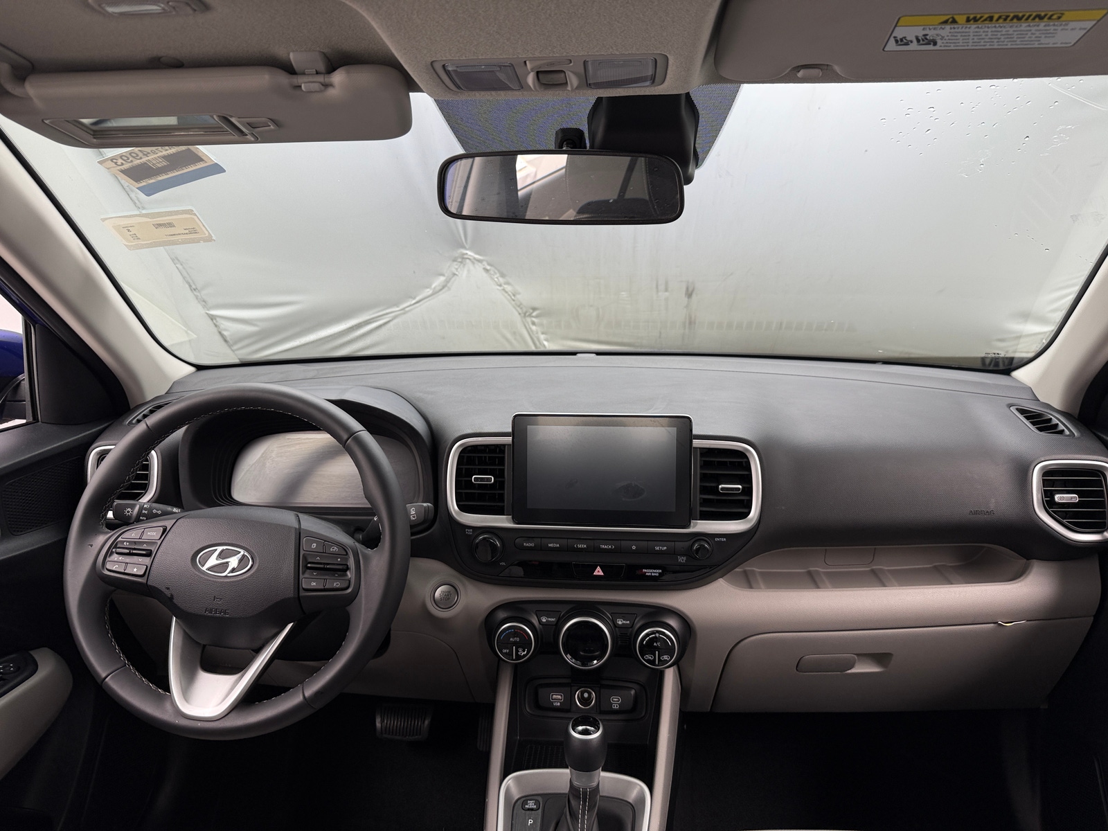 Thumbnail: 2025 Hyundai Venue - 3