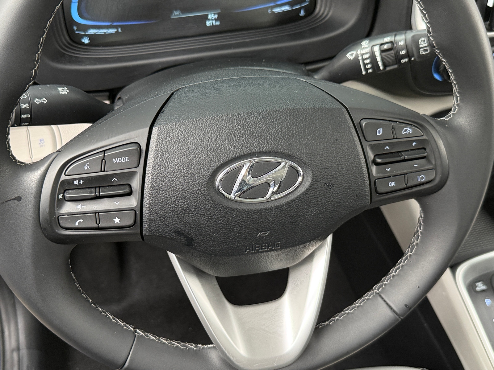 Thumbnail: 2025 Hyundai Venue - 5