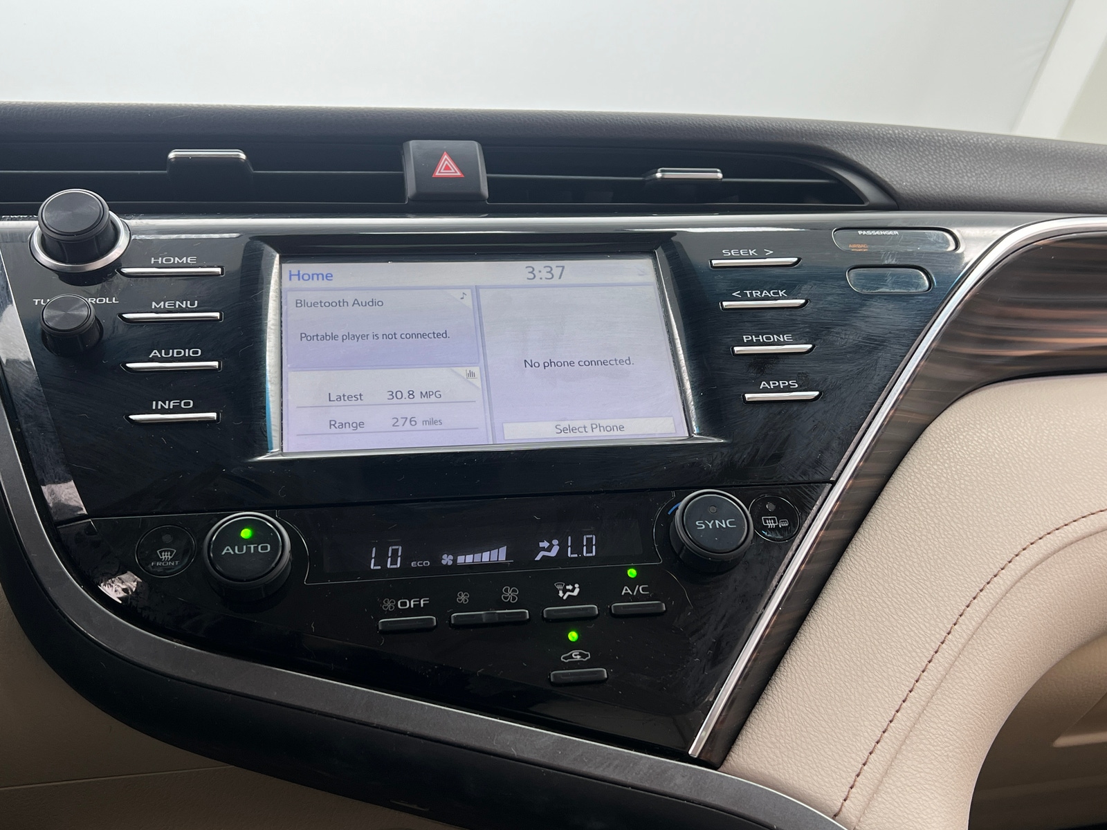 Thumbnail: 2018 Toyota Camry - 3