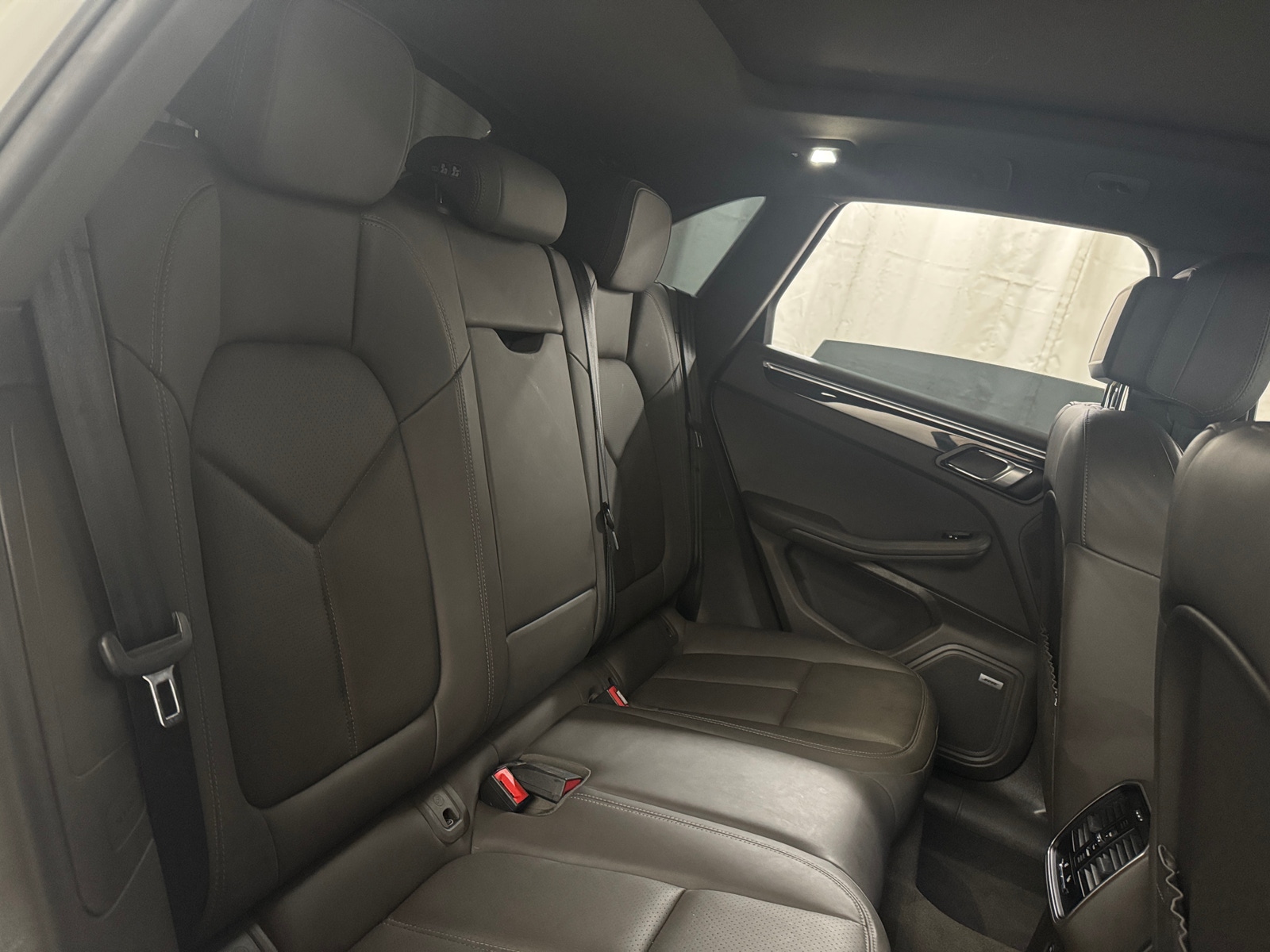 Thumbnail: 2019 Porsche Macan - 5