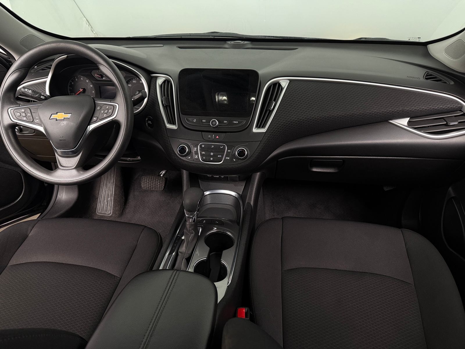 Thumbnail: 2024 Chevrolet Malibu - 3