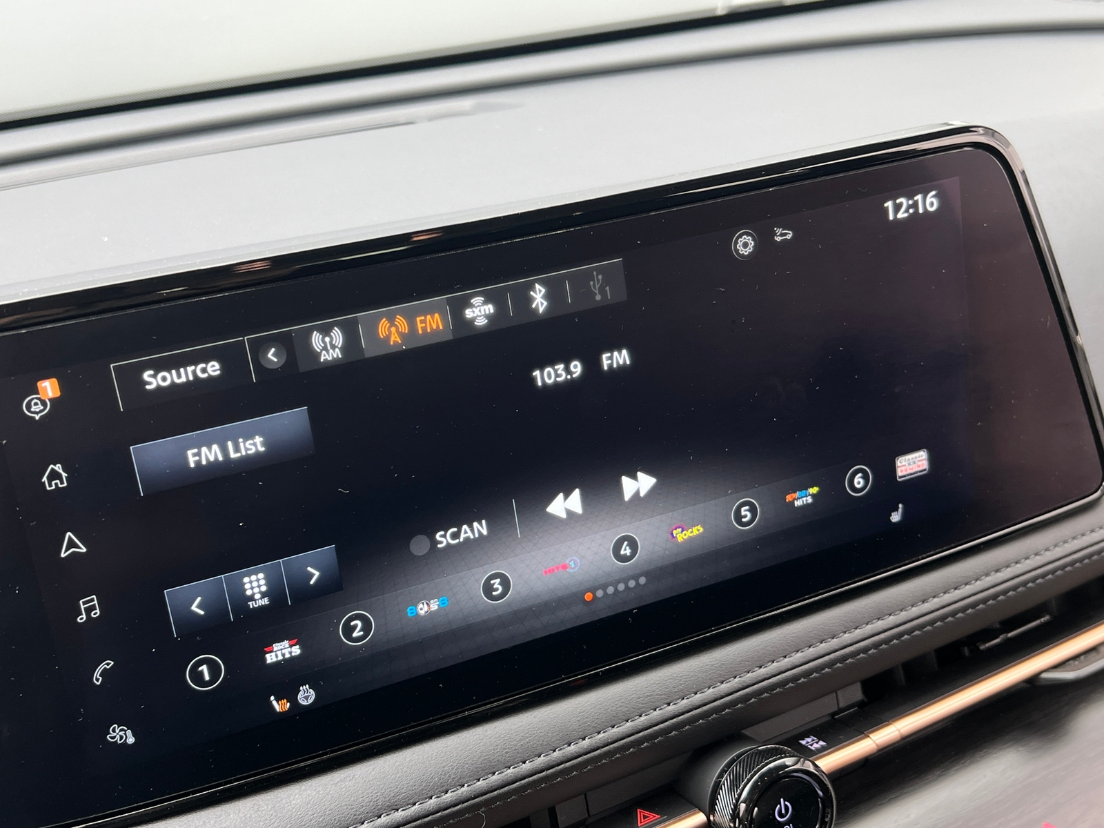 Thumbnail: 2024 Nissan Ariya - 4