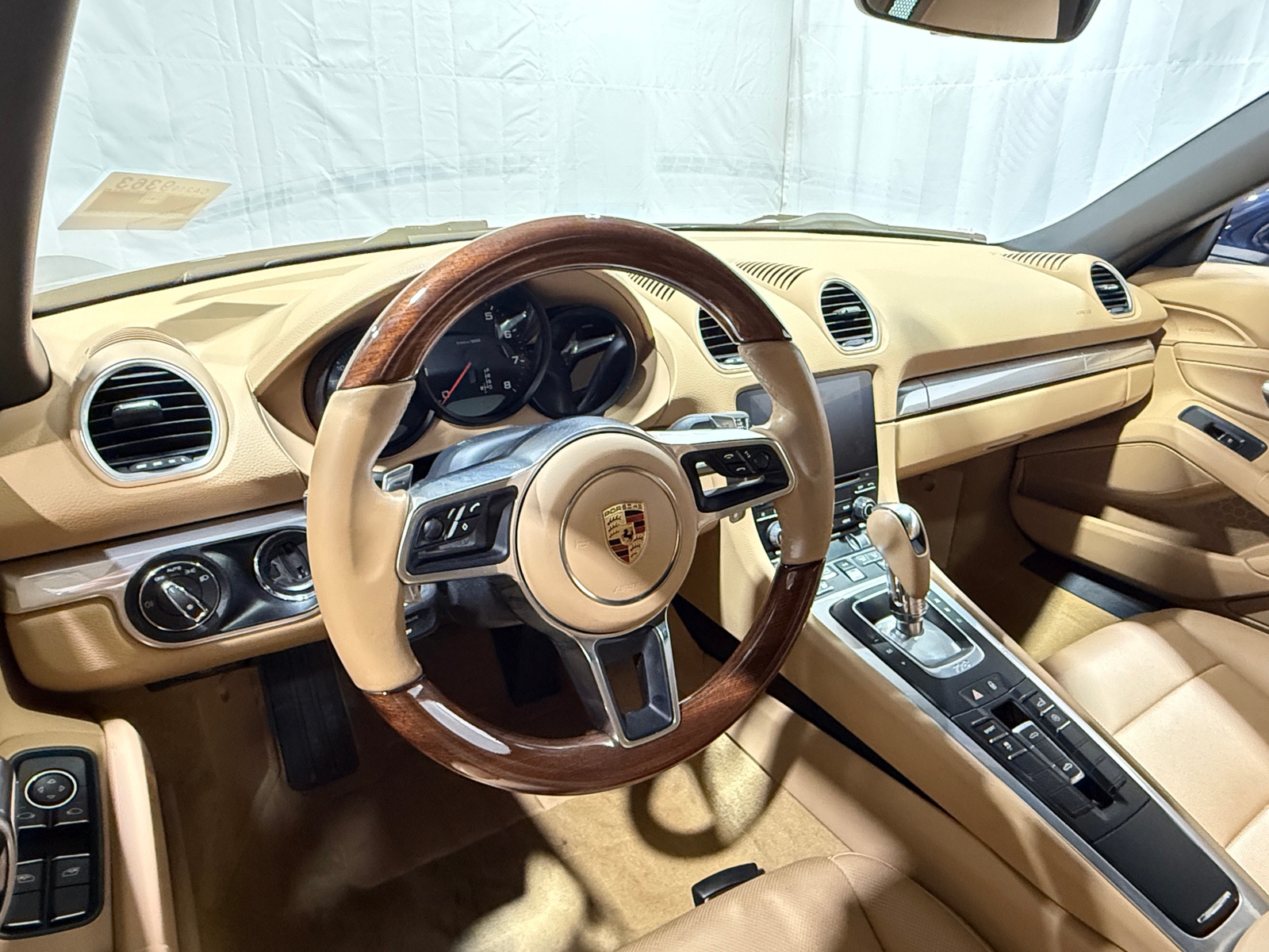 Thumbnail: 2017 Porsche 718 Boxster - 2