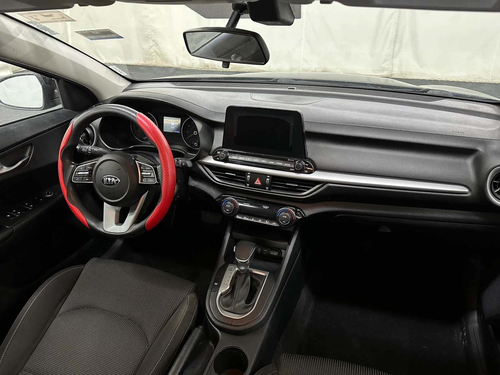 Thumbnail: 2019 Kia Forte - 3