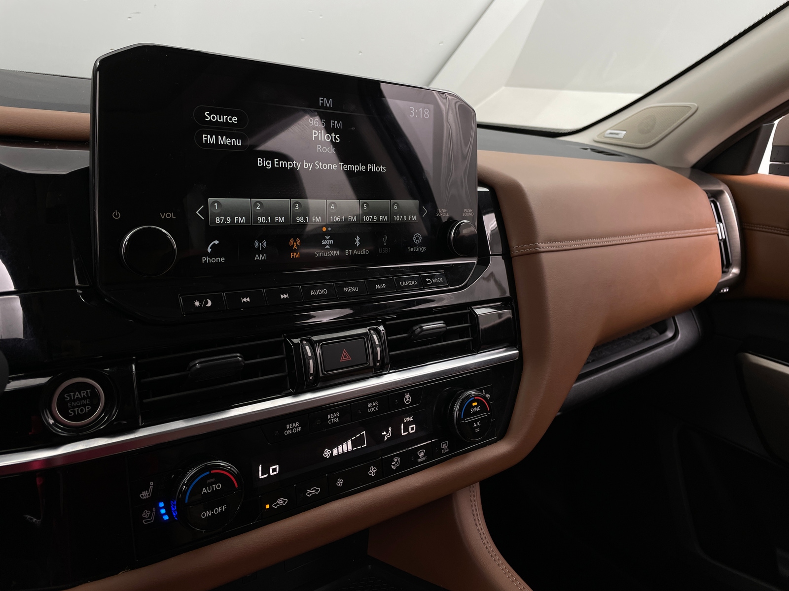 Thumbnail: 2023 Nissan Pathfinder - 3