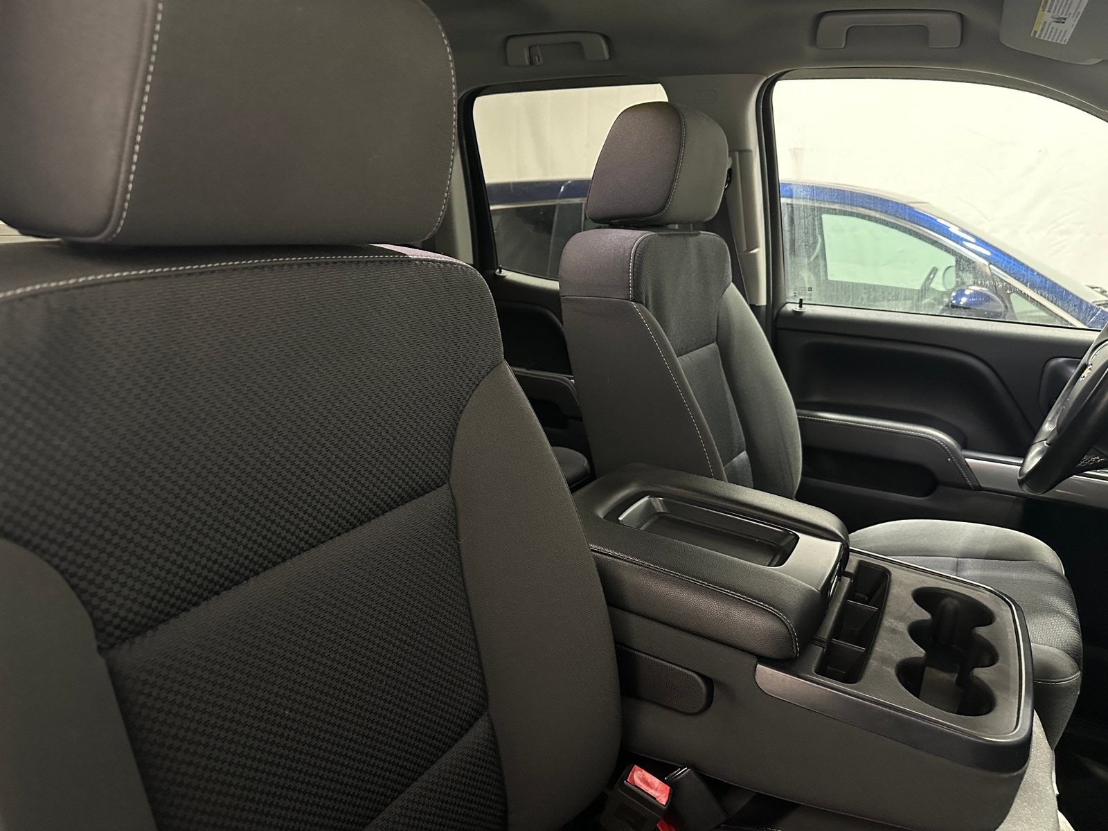 Thumbnail: 2017 Chevrolet Silverado 1500 - 2