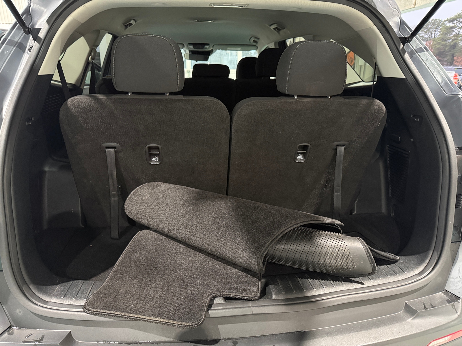 Thumbnail: 2022 Kia Sorento - 7