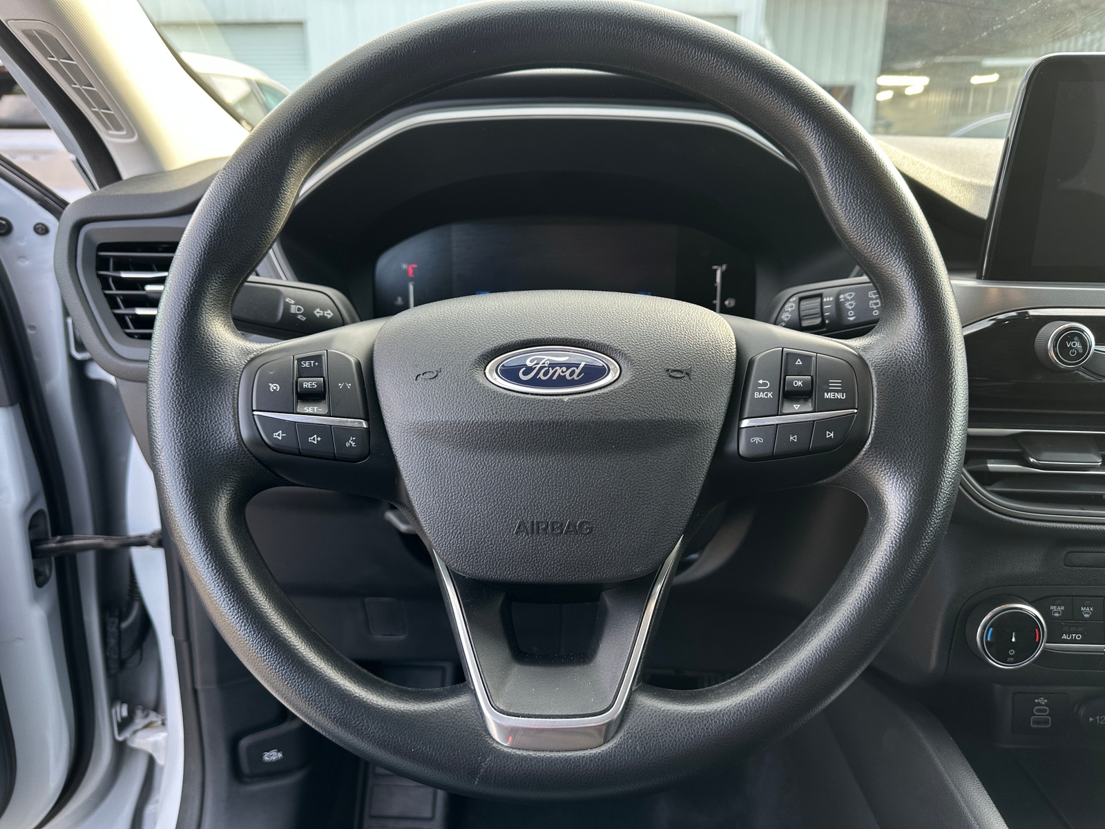 Thumbnail: 2025 Ford Escape - 5