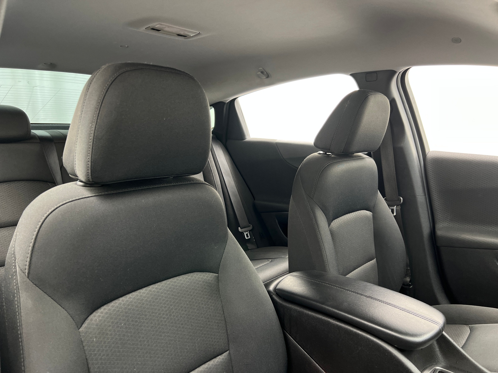 Thumbnail: 2017 Chevrolet Malibu - 2