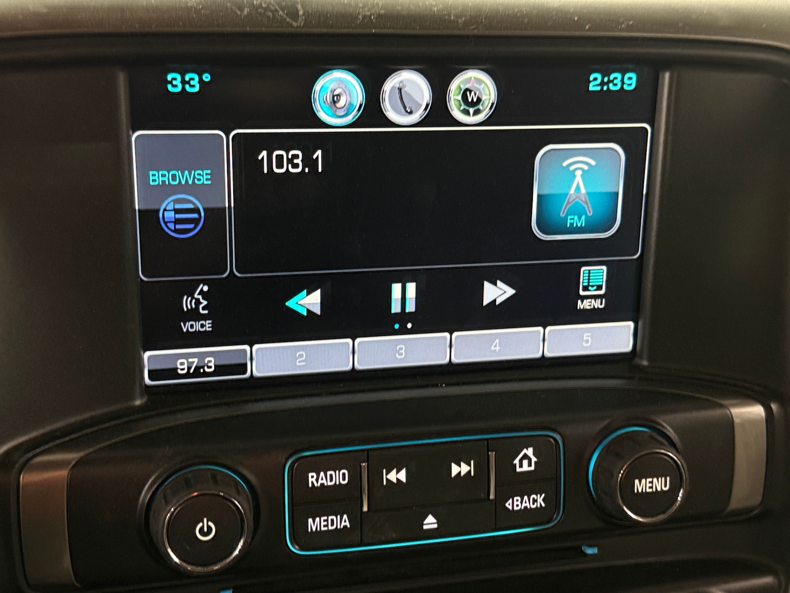 Thumbnail: 2015 Chevrolet Silverado 1500 - 4