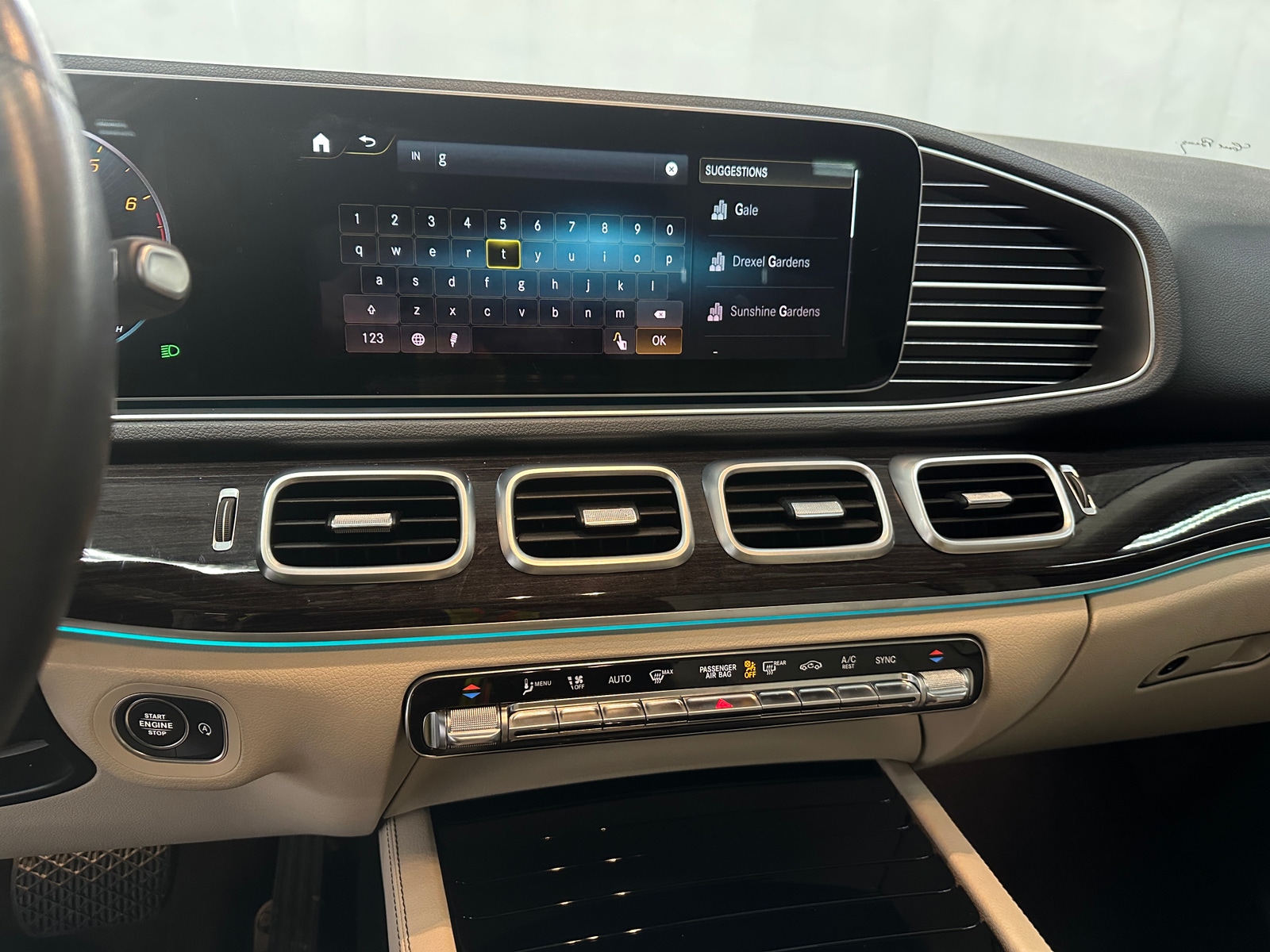 Thumbnail: 2022 Mercedes-Benz GLE - 3