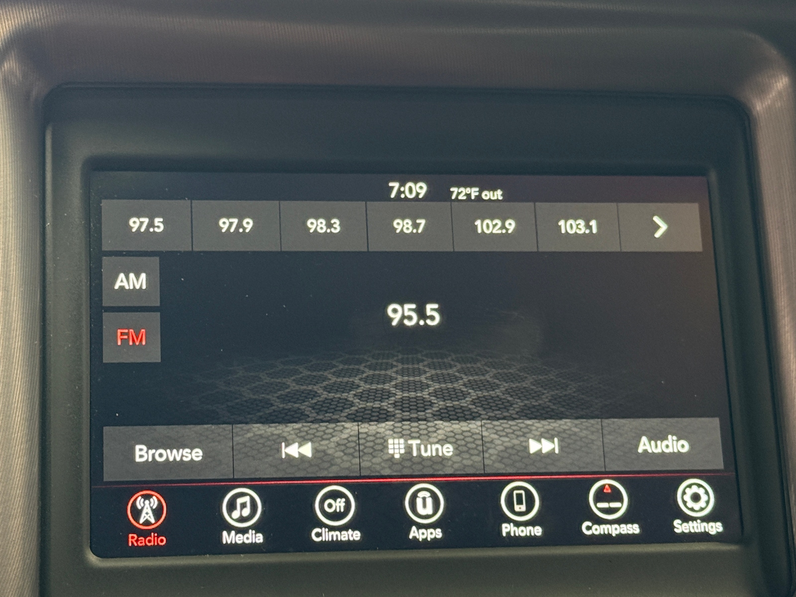 Thumbnail: 2019 Dodge Challenger - 3