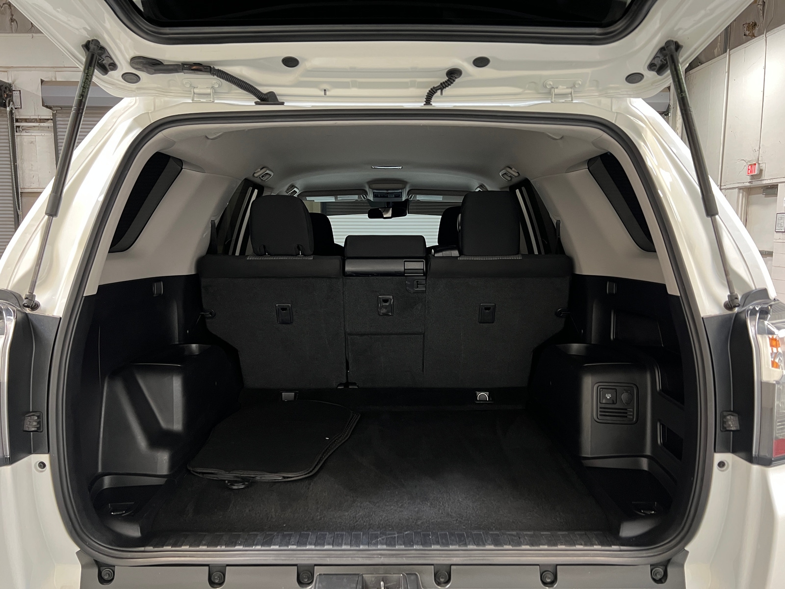 Thumbnail: 2024 Toyota 4Runner - 7