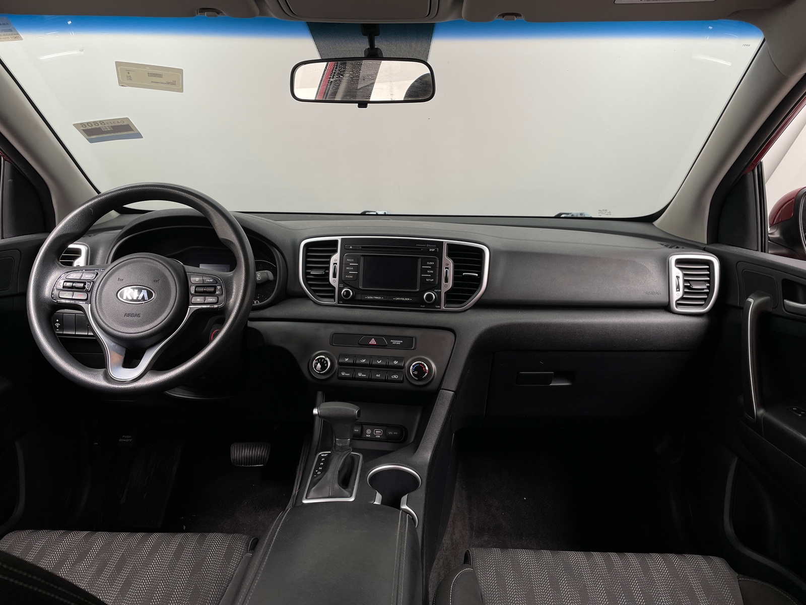 Thumbnail: 2017 Kia Sportage - 3