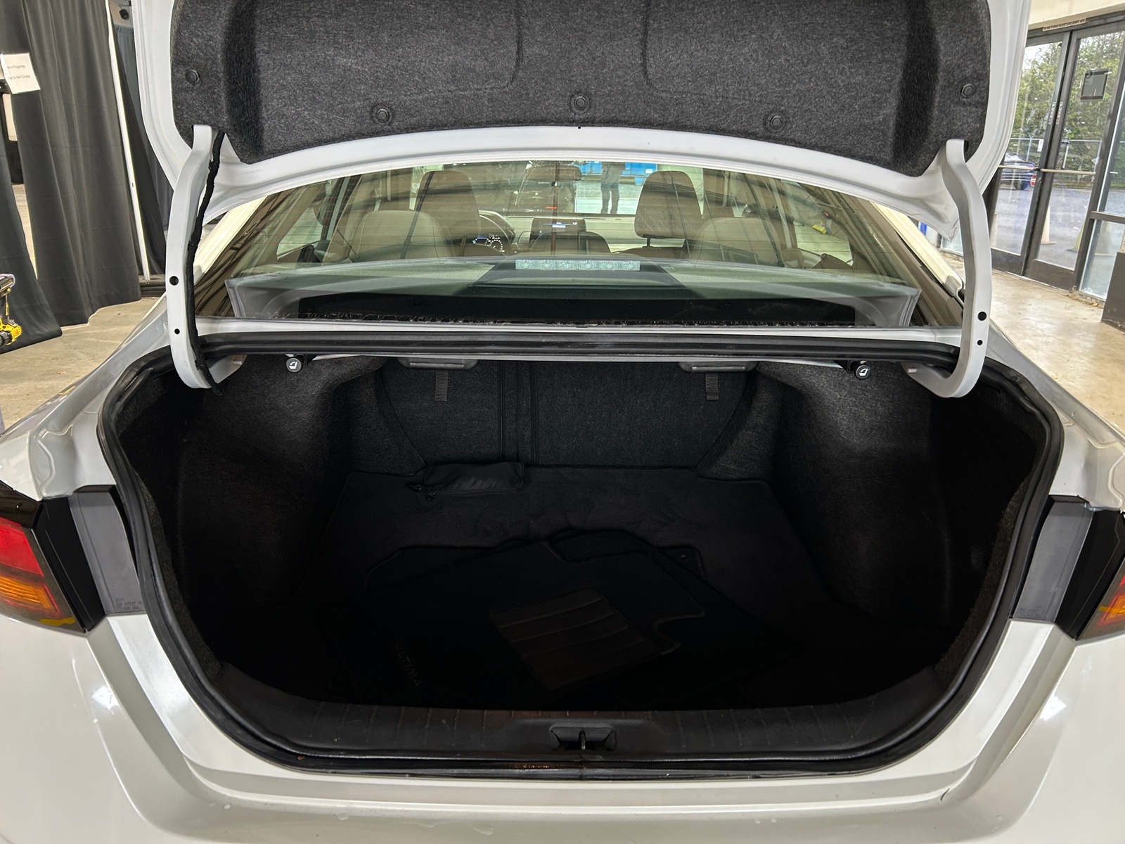 Thumbnail: 2024 Nissan Altima - 7