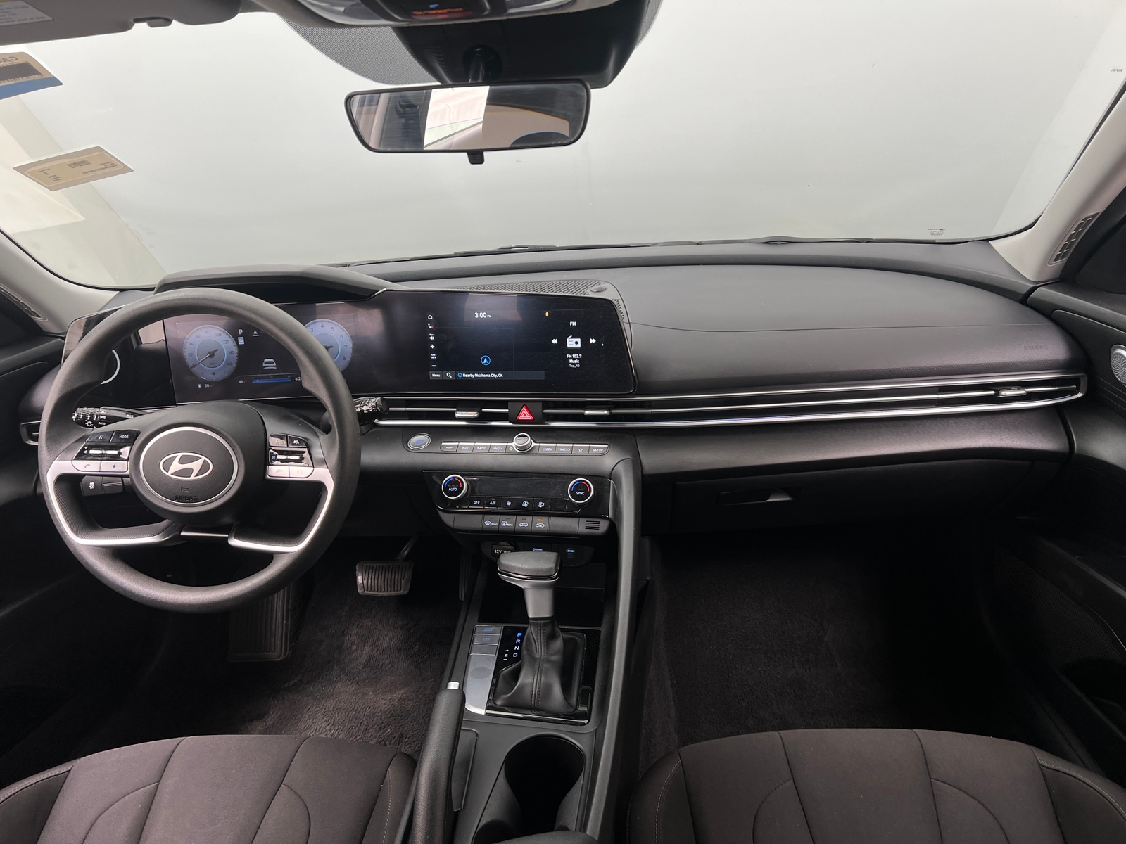 Thumbnail: 2024 Hyundai Elantra - 3