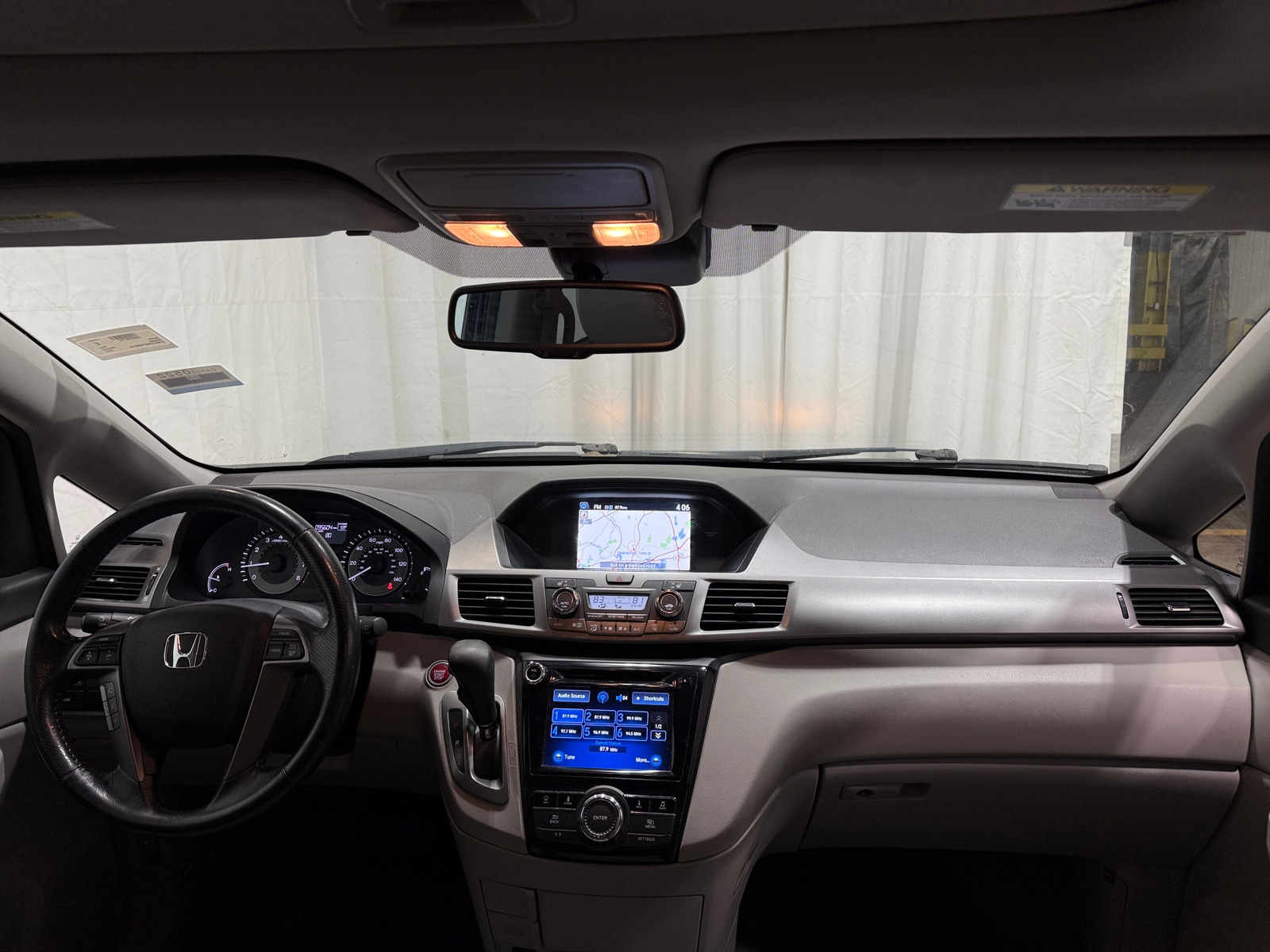 Thumbnail: 2015 Honda Odyssey - 2