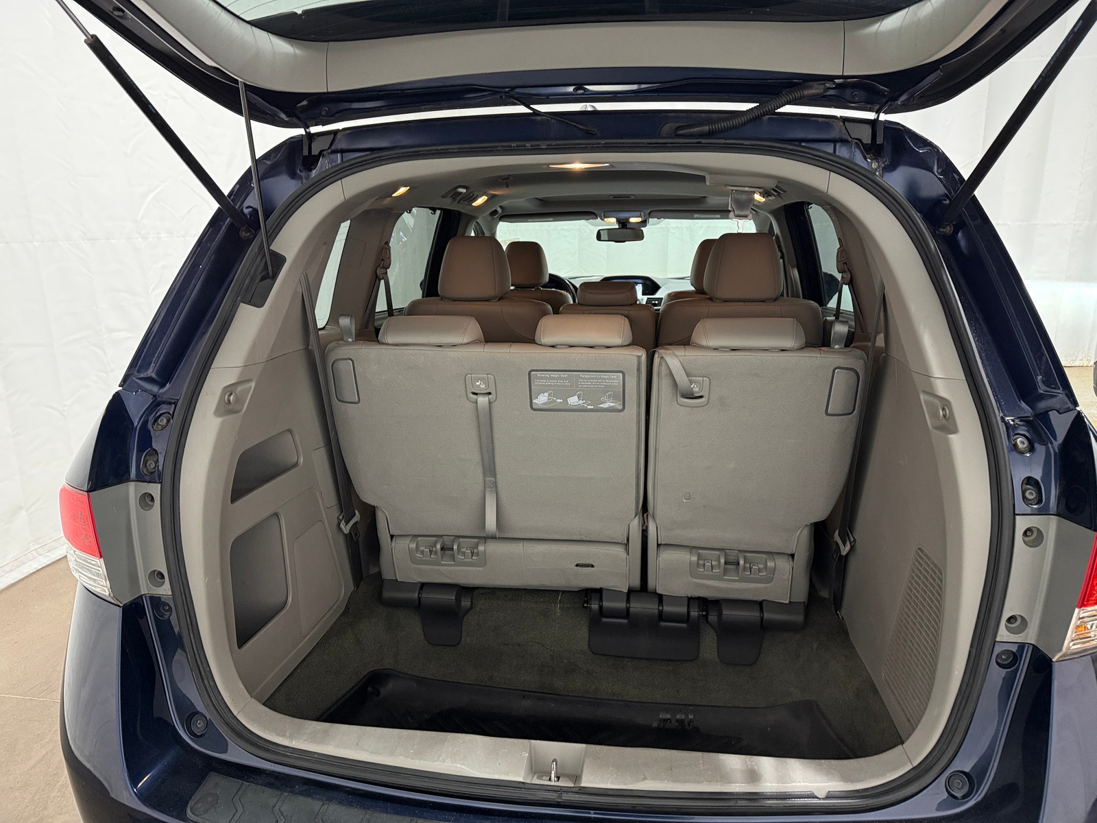 Thumbnail: 2015 Honda Odyssey - 6