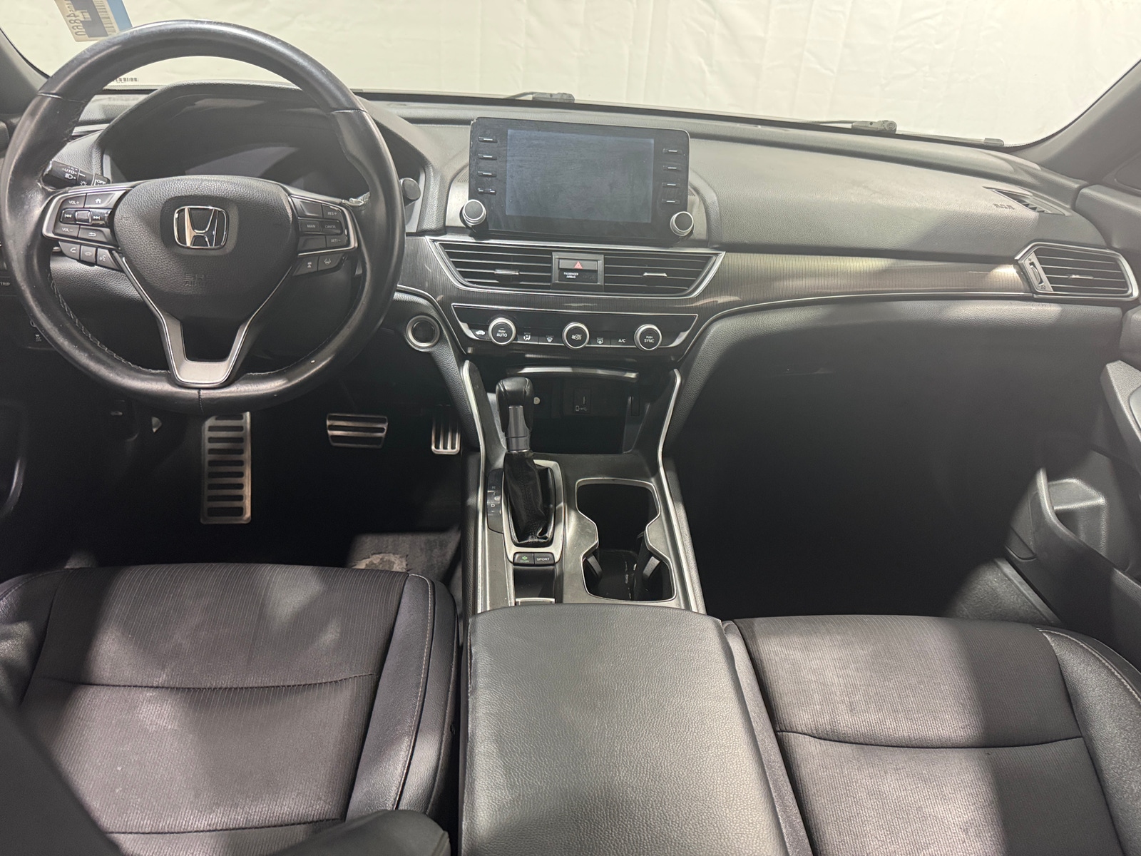 Thumbnail: 2018 Honda Accord - 3