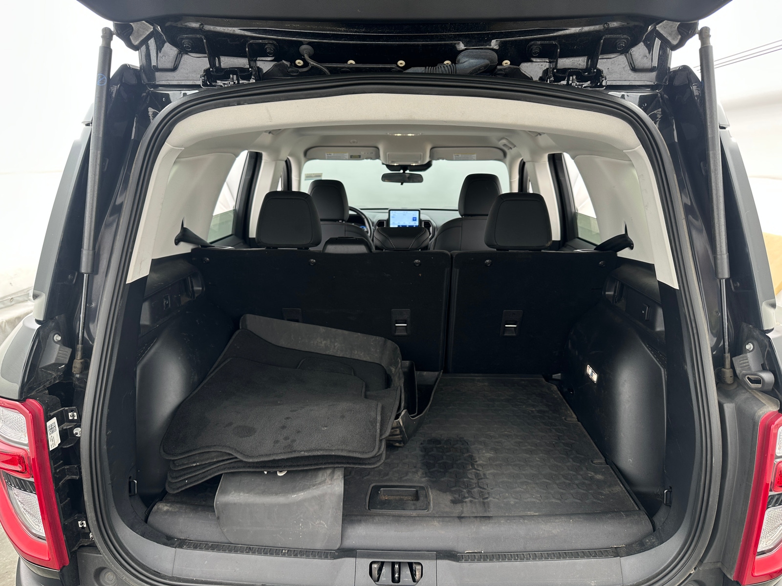 Thumbnail: 2022 Ford Bronco Sport - 7