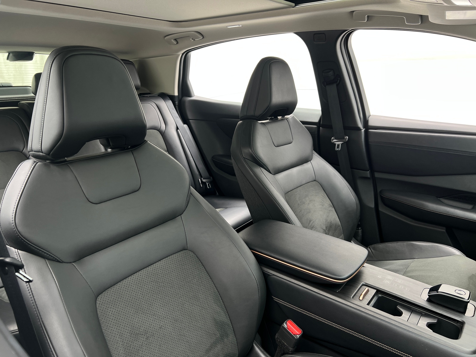 Thumbnail: 2024 Nissan Ariya - 2