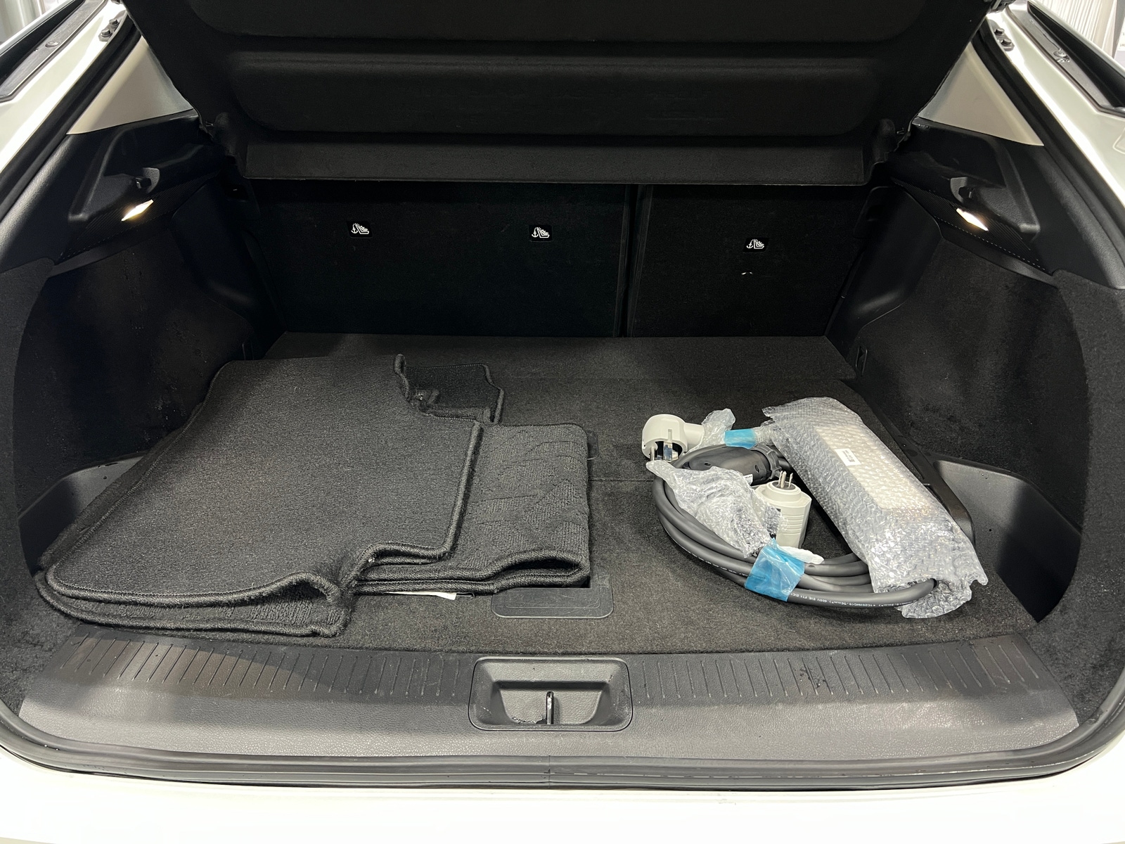 Thumbnail: 2024 Nissan Ariya - 7