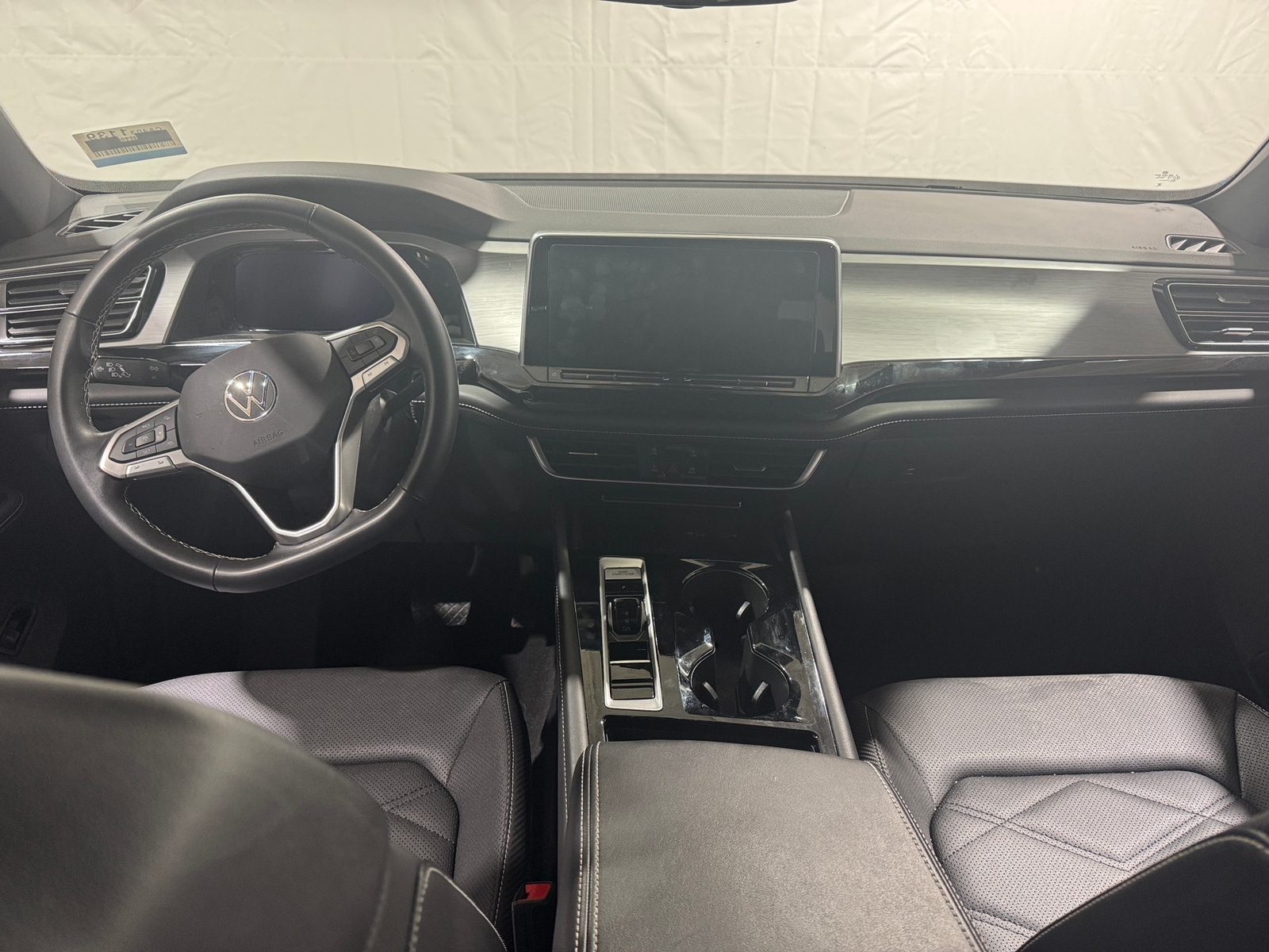 Thumbnail: 2025 Volkswagen Atlas - 3