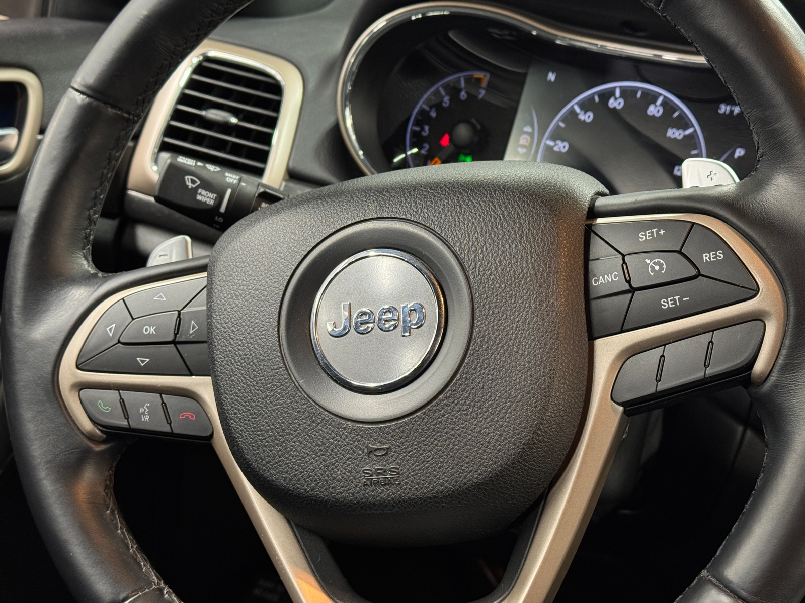 Thumbnail: 2017 Jeep Grand Cherokee - 5