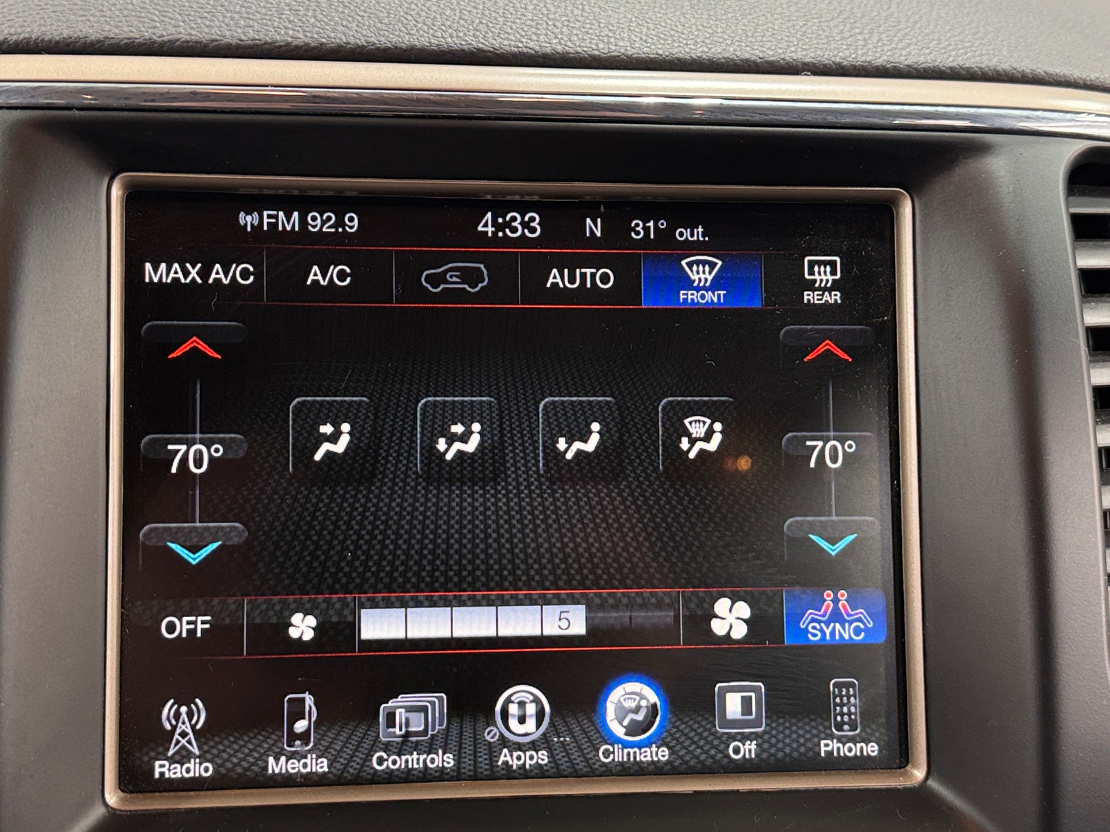 Thumbnail: 2017 Jeep Grand Cherokee - 4