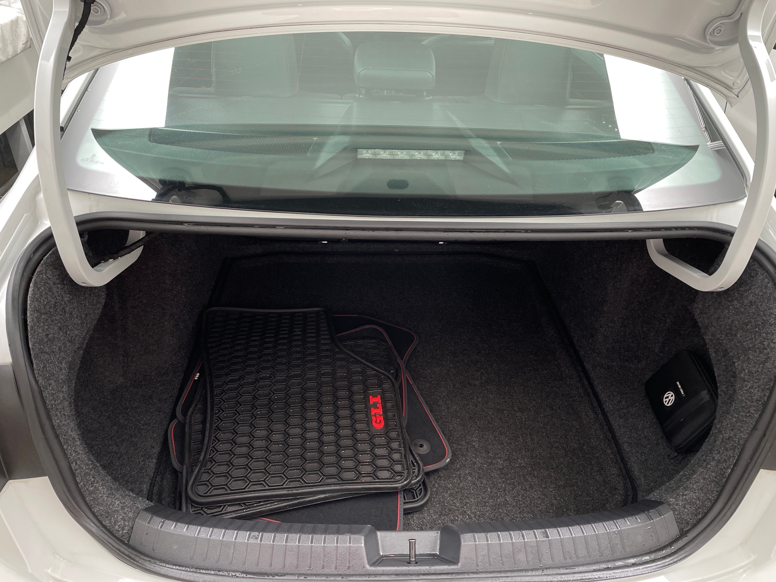 Thumbnail: 2020 Volkswagen Jetta - 6