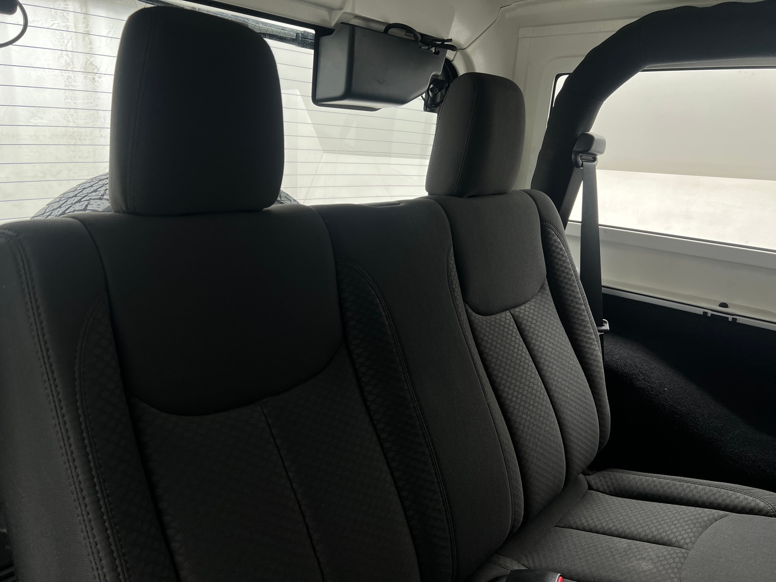 Thumbnail: 2017 Jeep Wrangler - 6