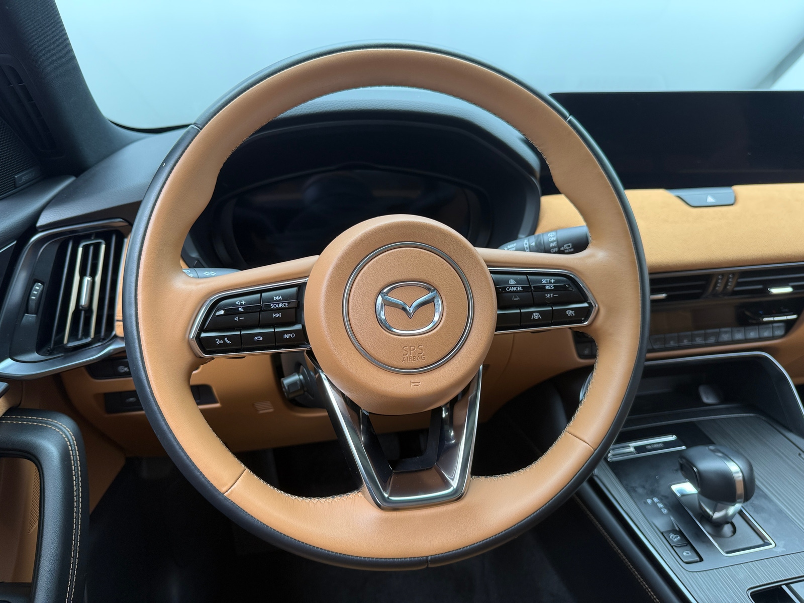 Thumbnail: 2025 Mazda CX-70 - 4