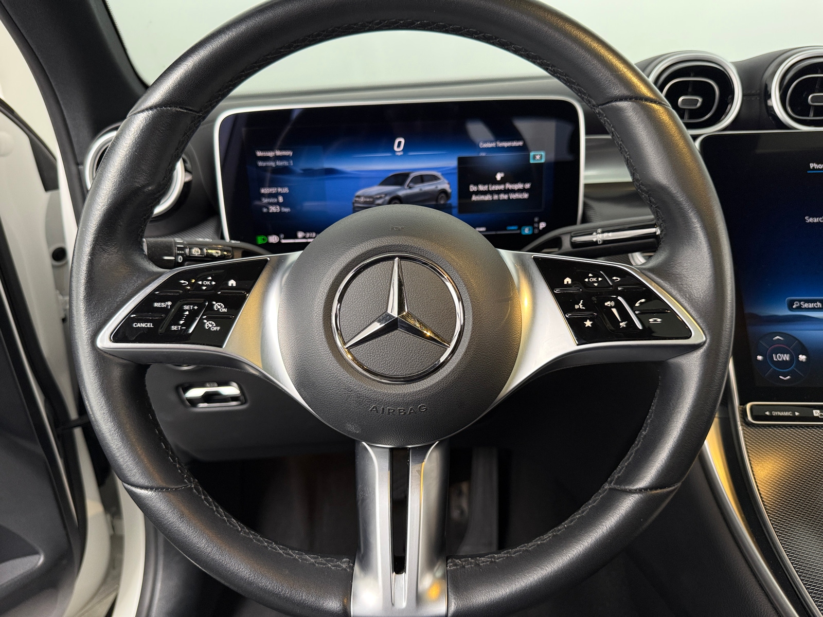 Thumbnail: 2024 Mercedes-Benz GLC - 4