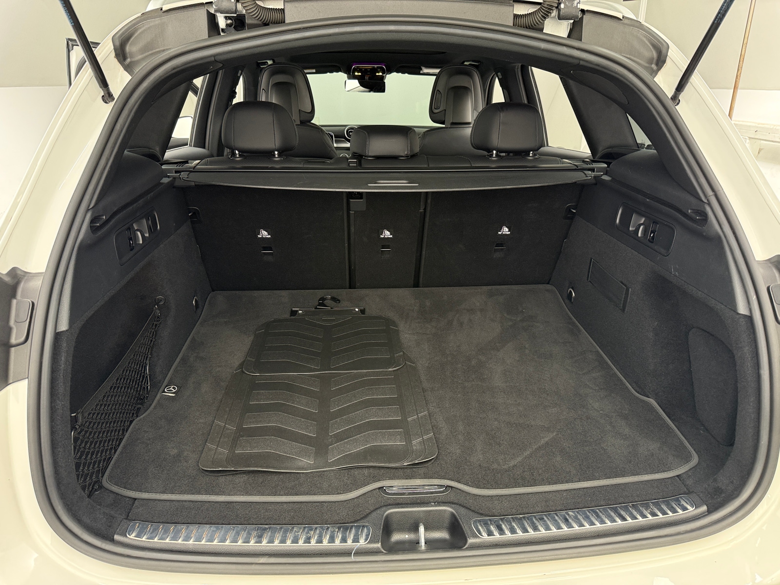 Thumbnail: 2024 Mercedes-Benz GLC - 6