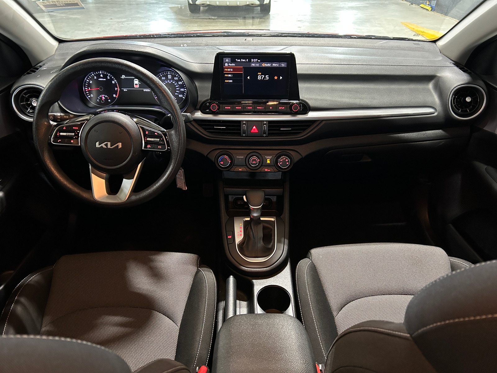 Thumbnail: 2024 Kia Forte - 3