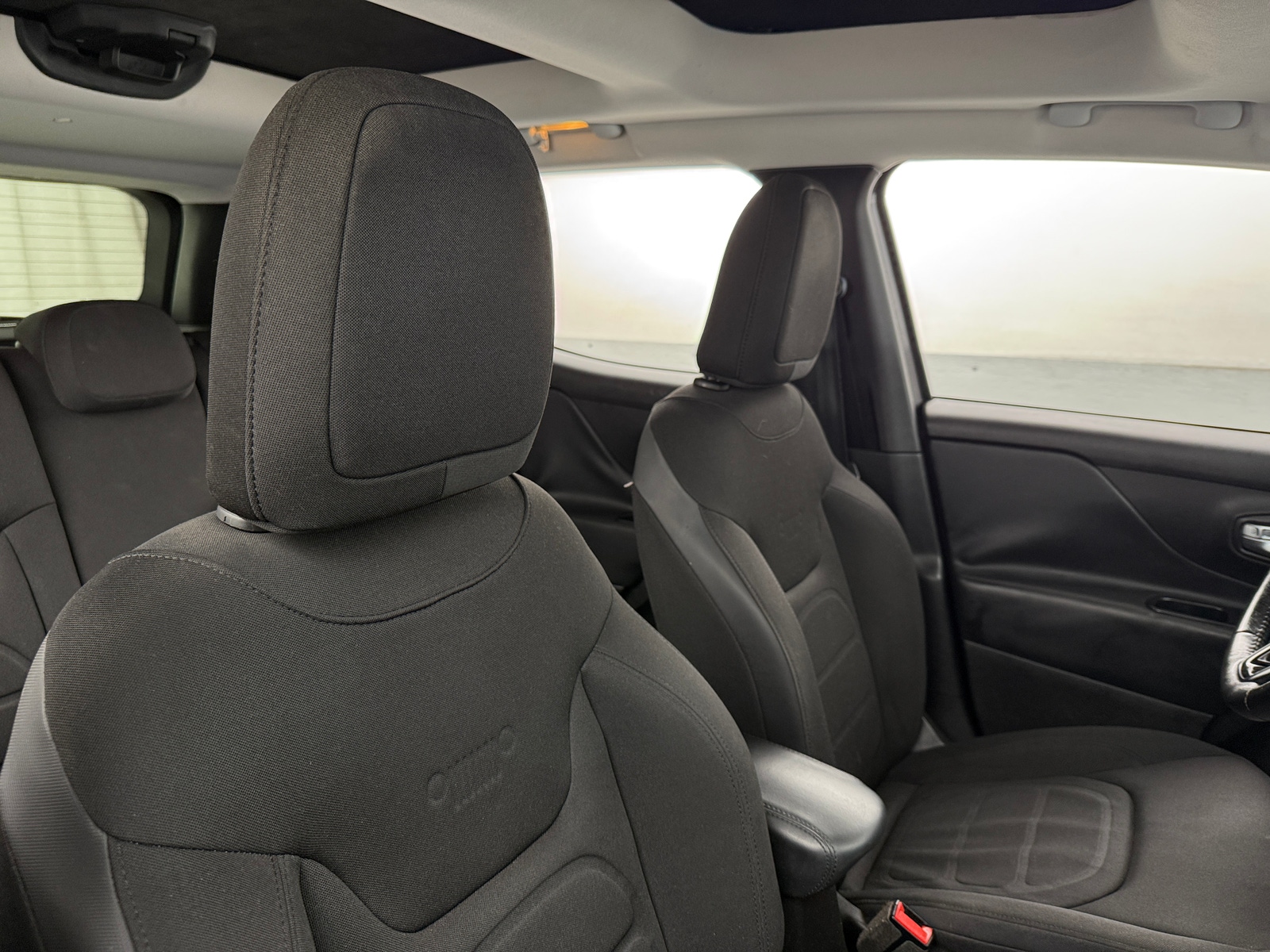 Thumbnail: 2016 Jeep Renegade - 2