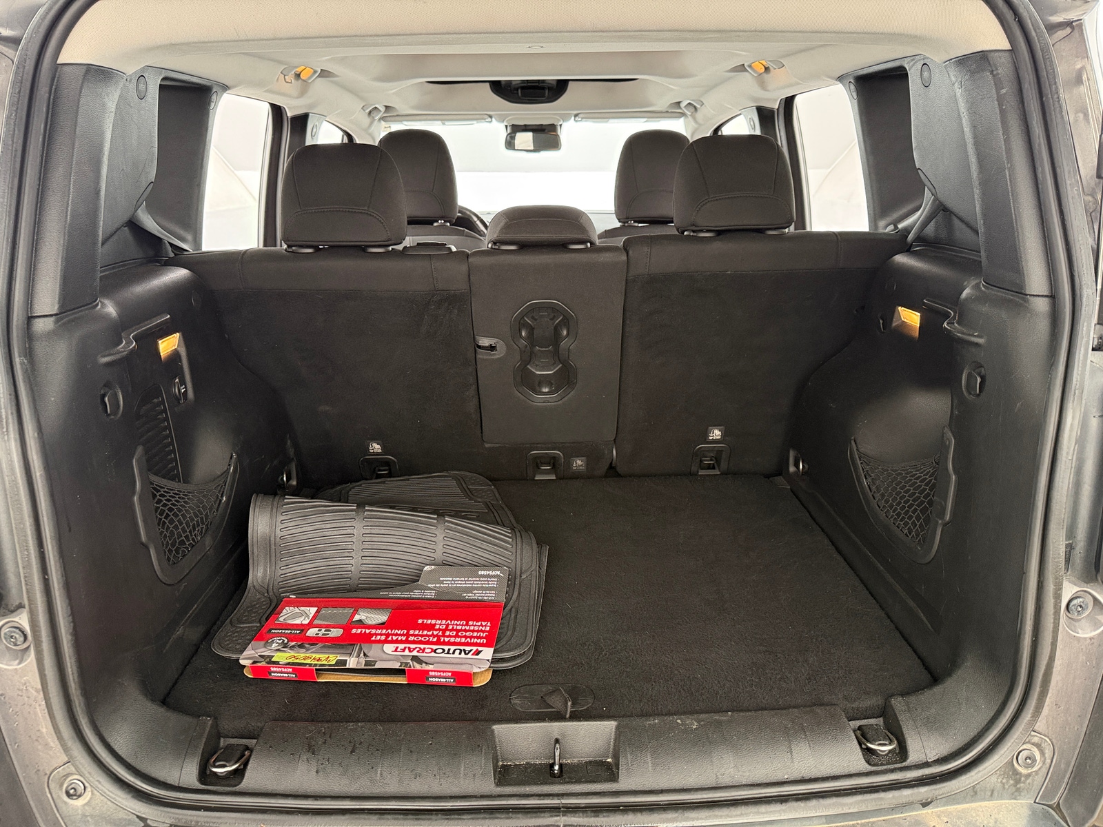 Thumbnail: 2016 Jeep Renegade - 7