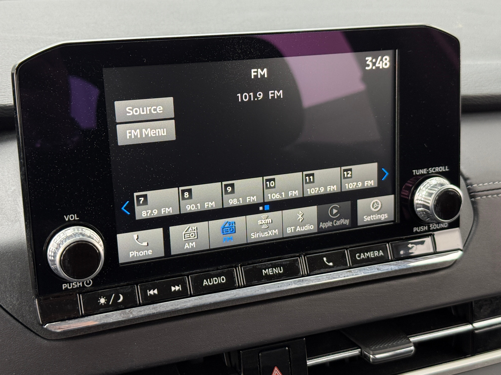 Thumbnail: 2024 Mitsubishi Outlander - 4