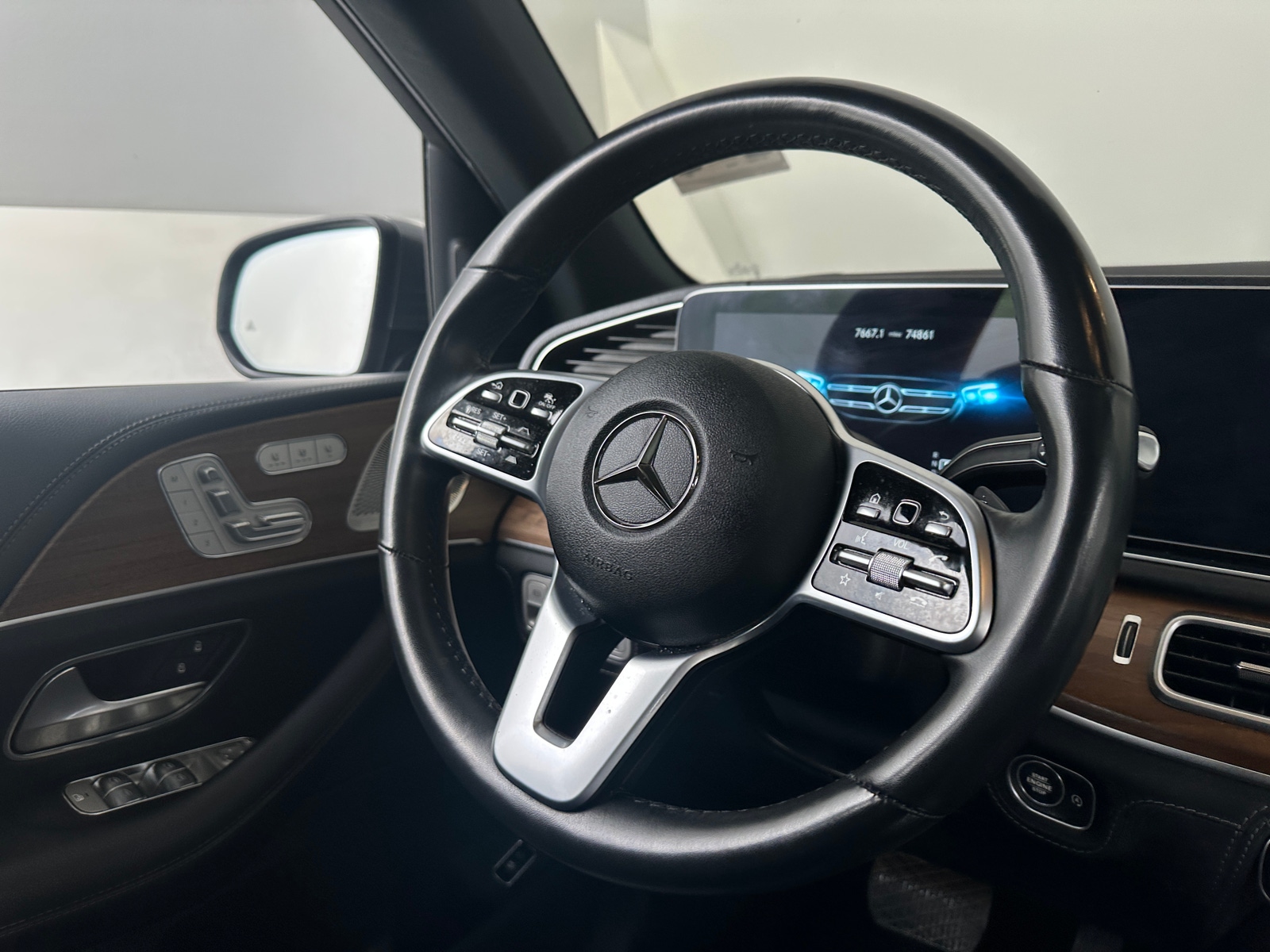 Thumbnail: 2022 Mercedes-Benz GLS - 4