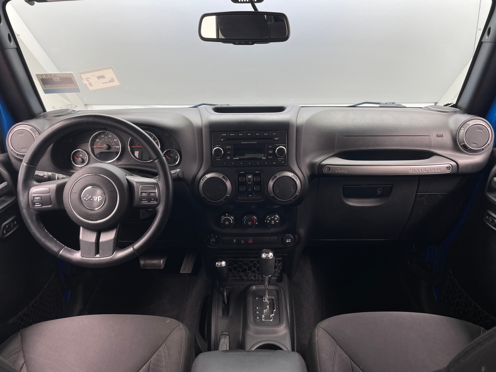 Thumbnail: 2015 Jeep Wrangler - 3