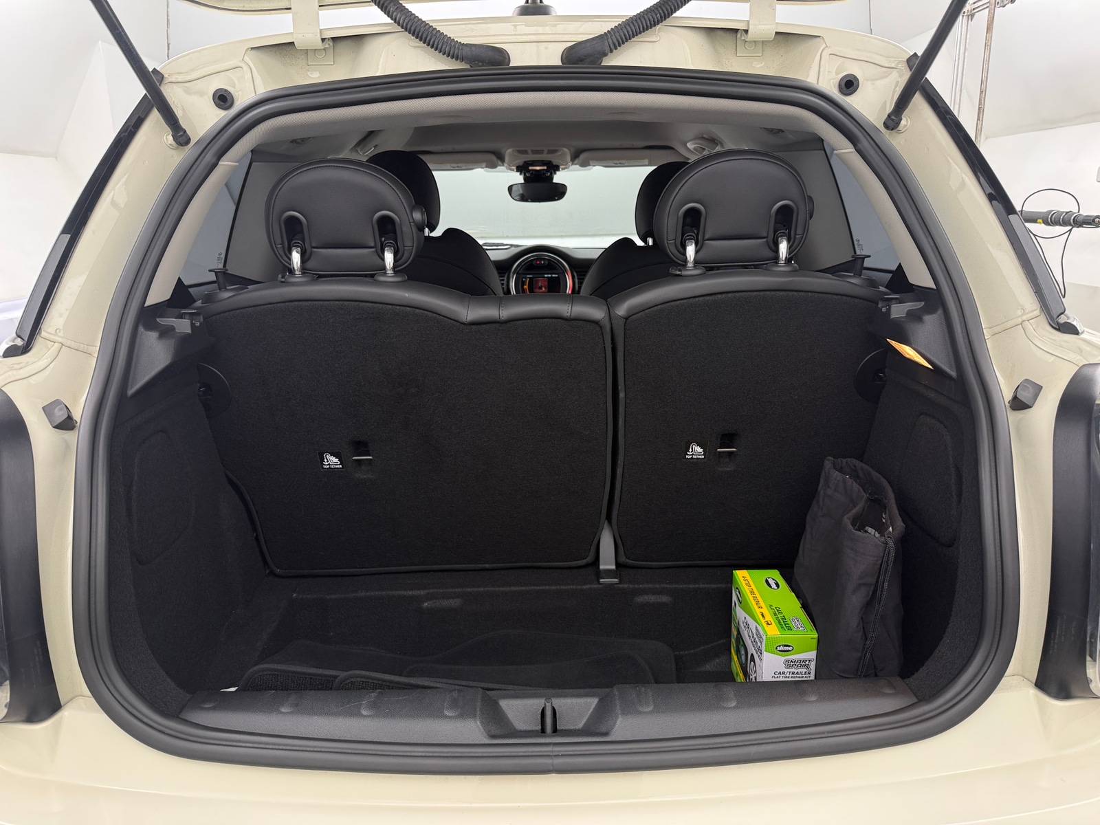 Thumbnail: 2020 MINI Cooper Hardtop - 6