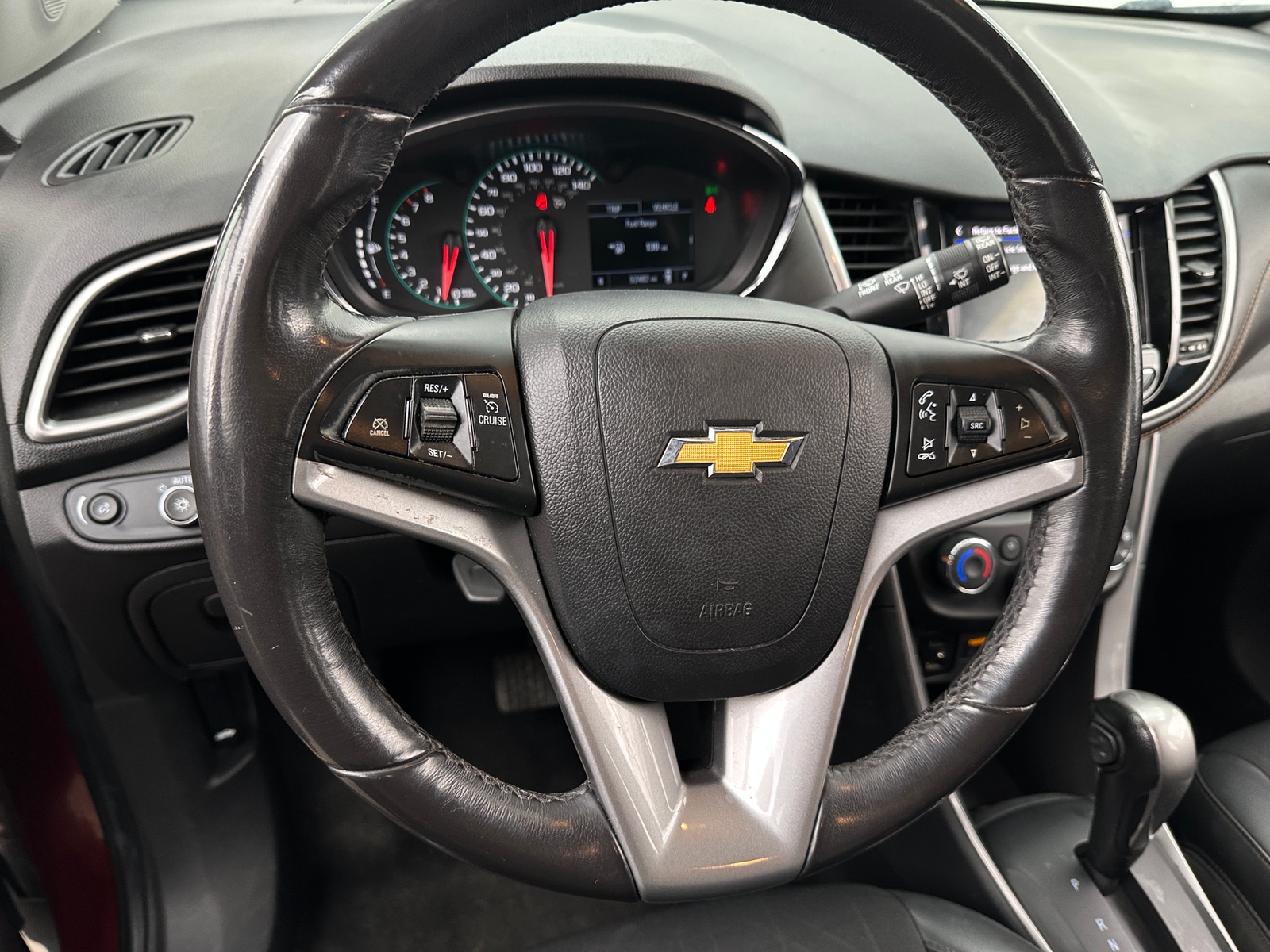 Thumbnail: 2022 Chevrolet Trax - 5