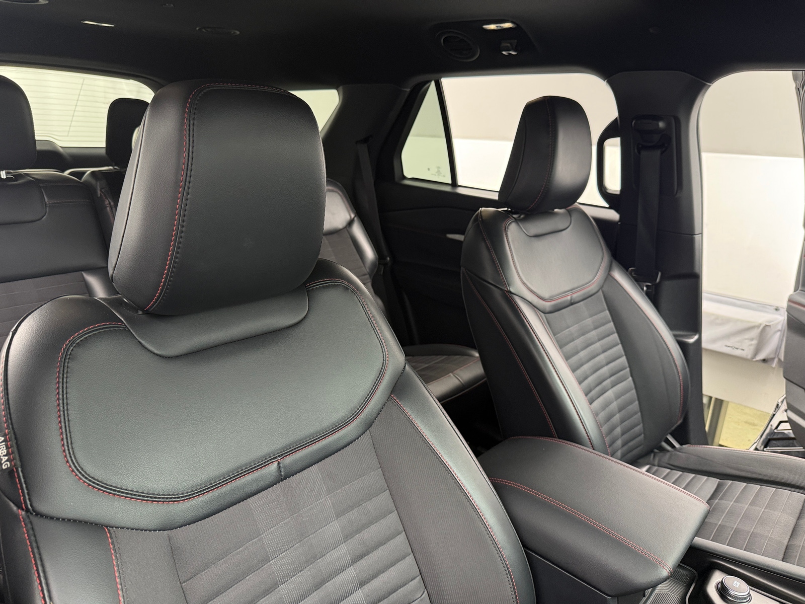 Thumbnail: 2025 Ford Explorer - 2