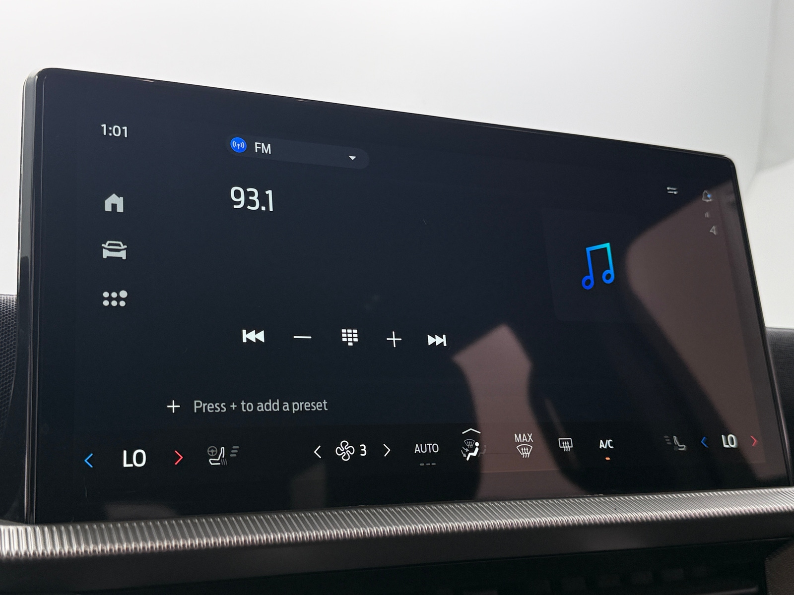 Thumbnail: 2025 Ford Explorer - 4