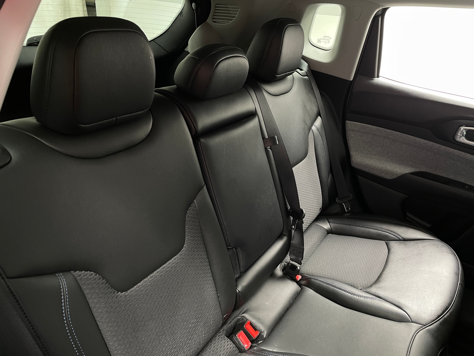 Thumbnail: 2022 Jeep Compass - 6