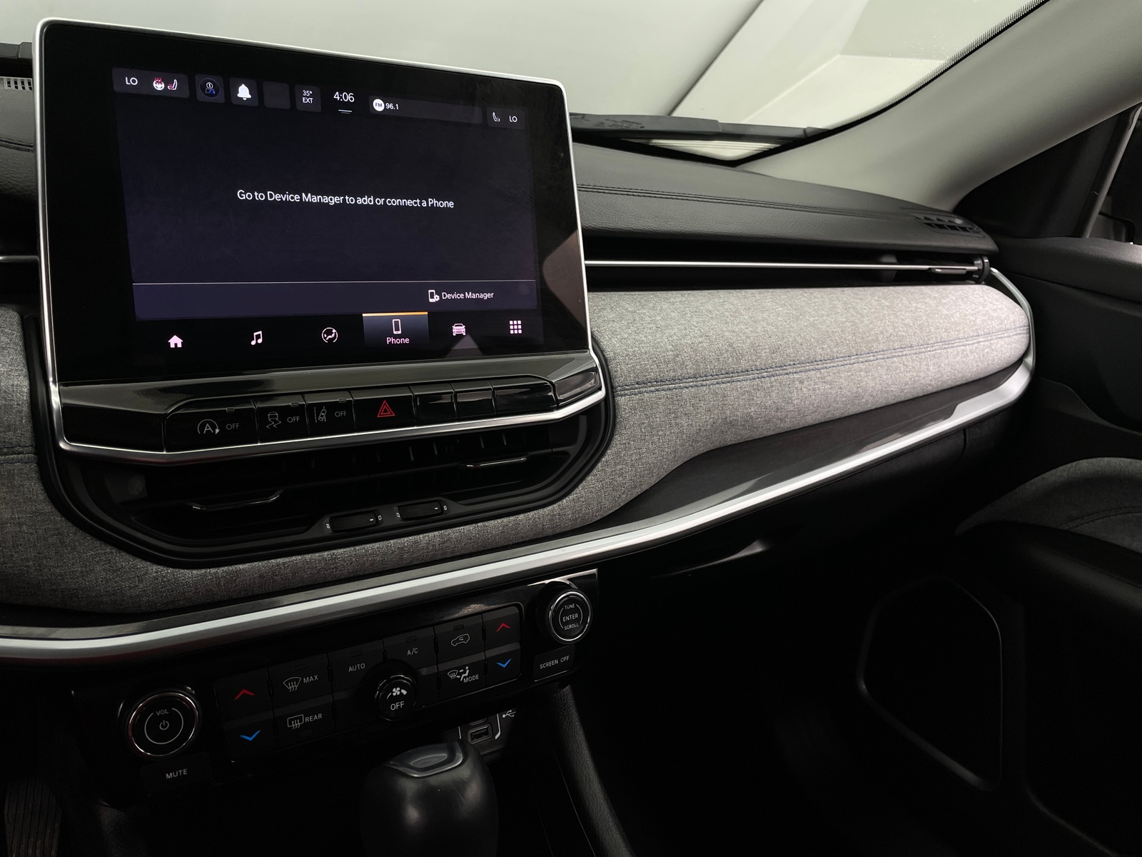 Thumbnail: 2022 Jeep Compass - 4